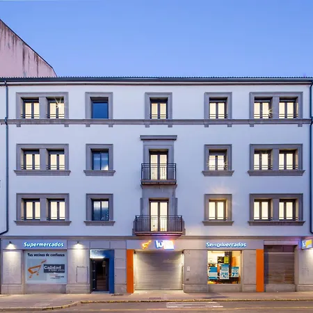 Turisticos D10 Appartement Ávila