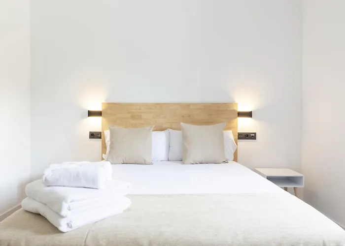 Turisticos D10 * Avila